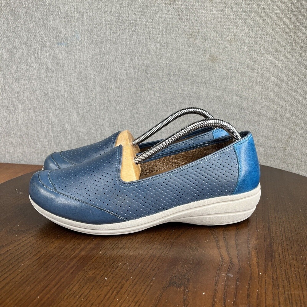 Dansko Marjorie Shoes Women's Size 39 / 8.5 Blue Perforated Leather Loafer Wedge